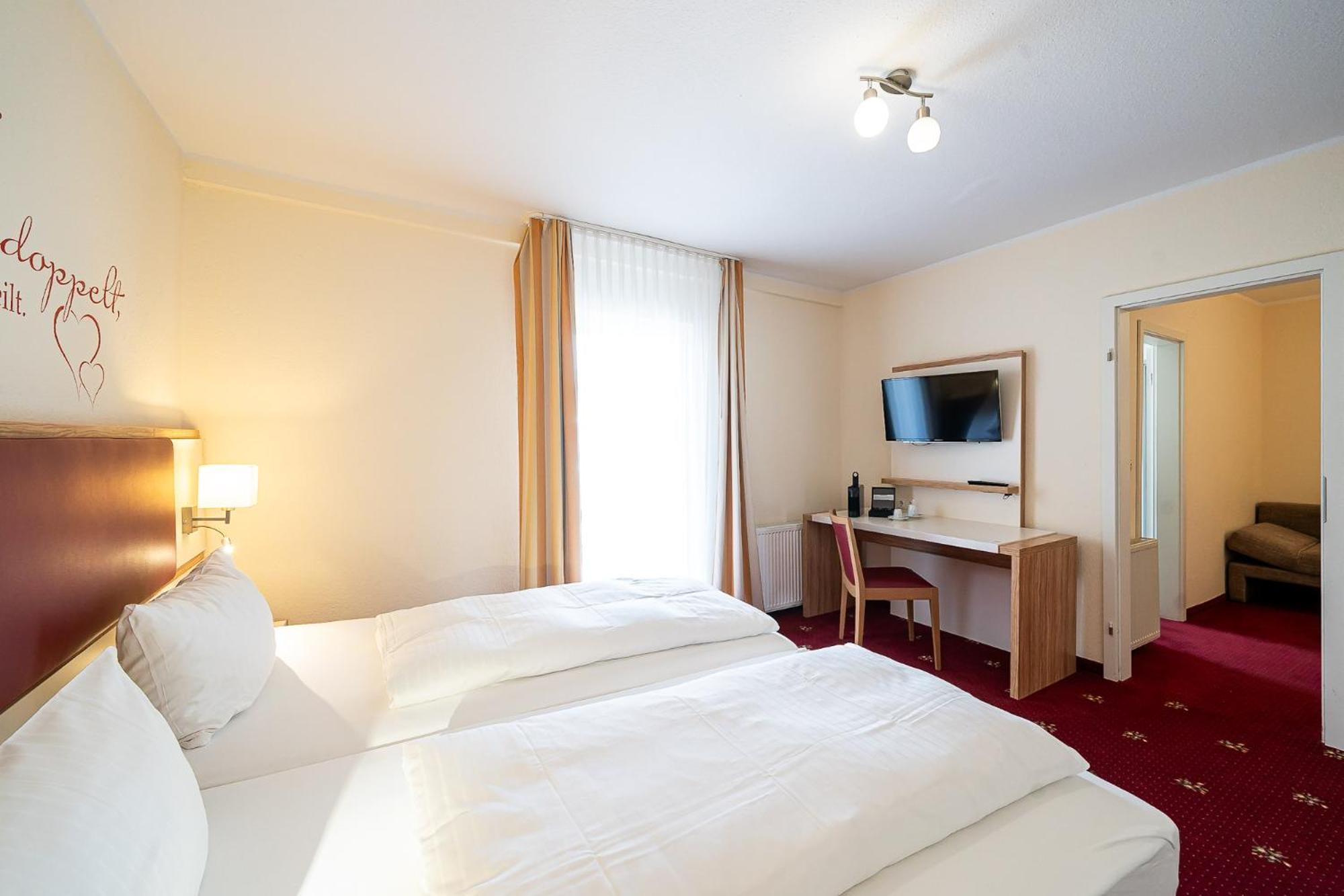 Hotel Sleepbeeone Wilhelmshaven Extérieur photo