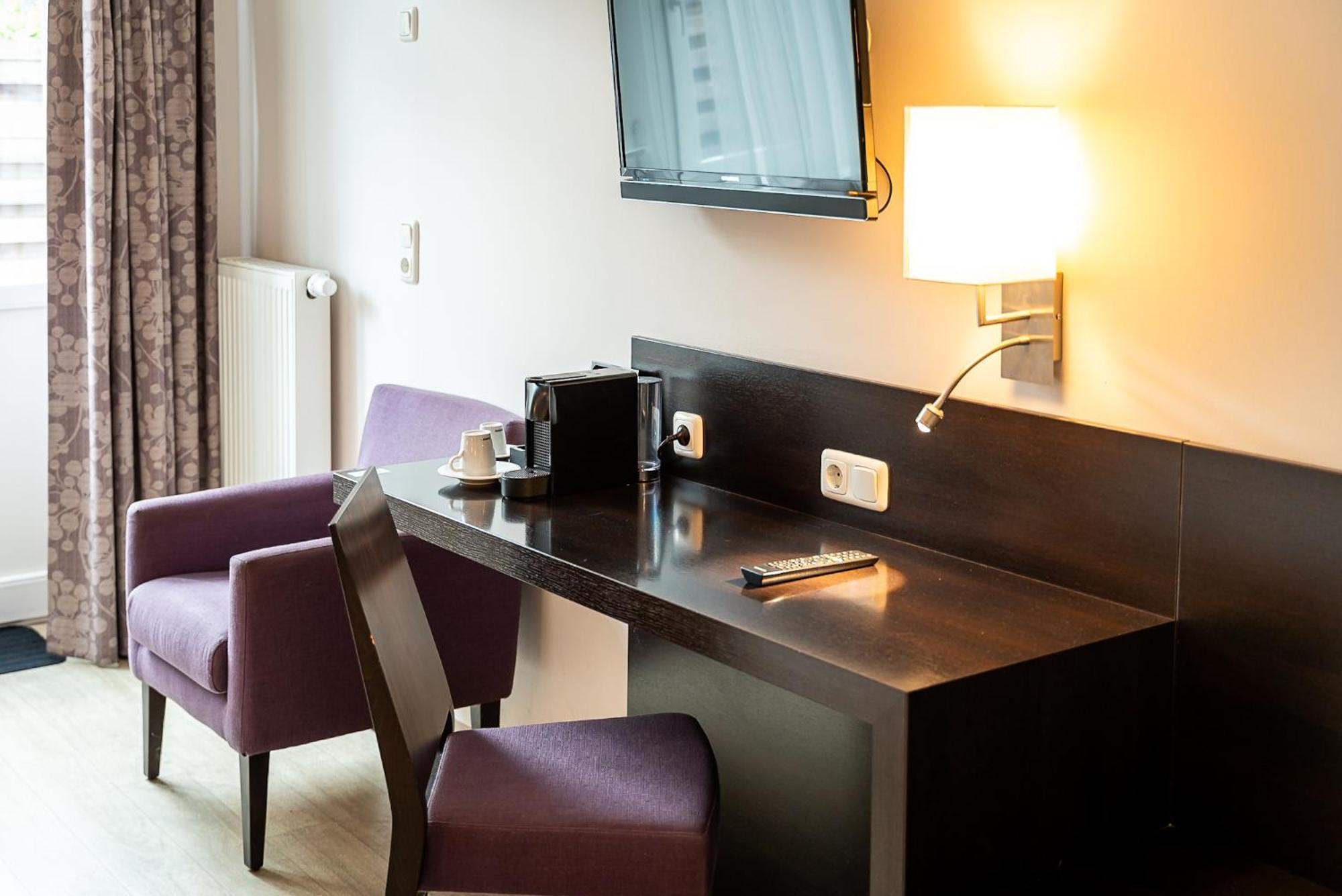 Hotel Sleepbeeone Wilhelmshaven Extérieur photo
