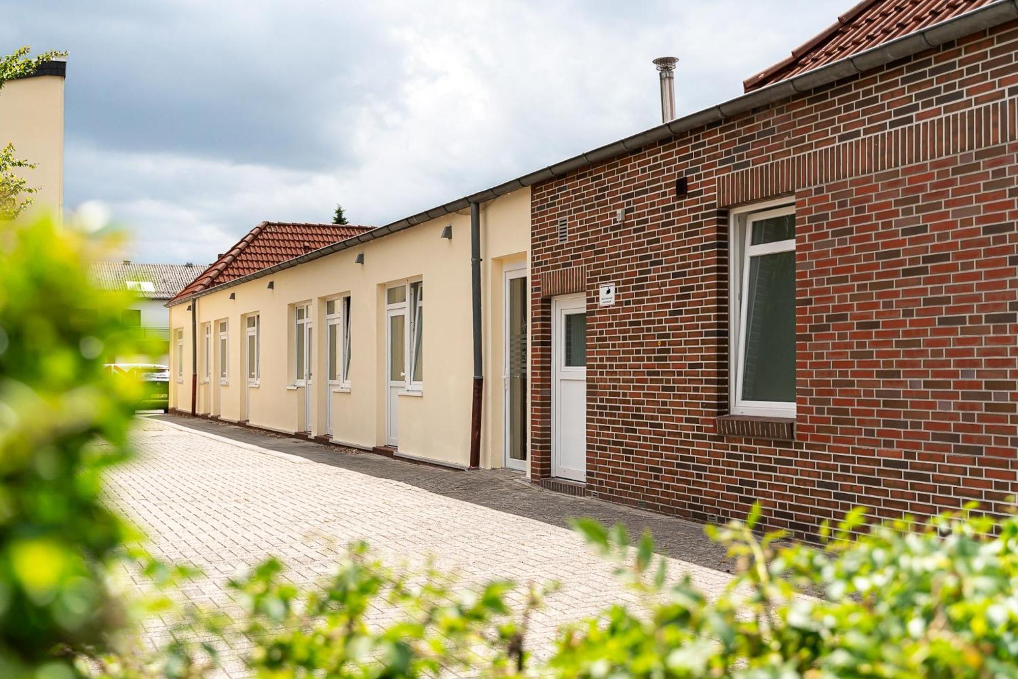 Hotel Sleepbeeone Wilhelmshaven Extérieur photo