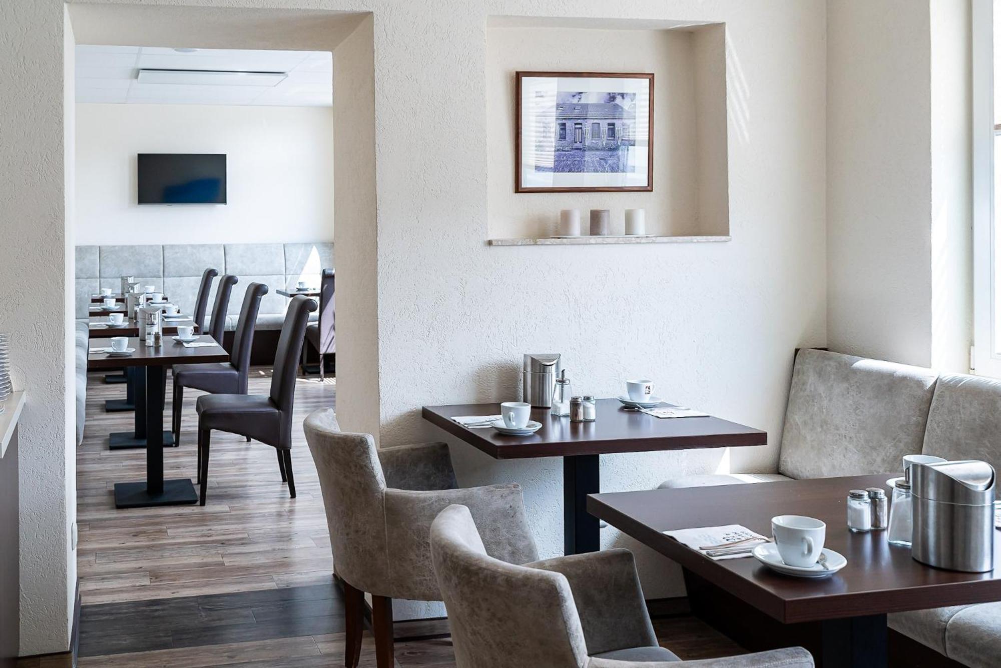 Hotel Sleepbeeone Wilhelmshaven Extérieur photo