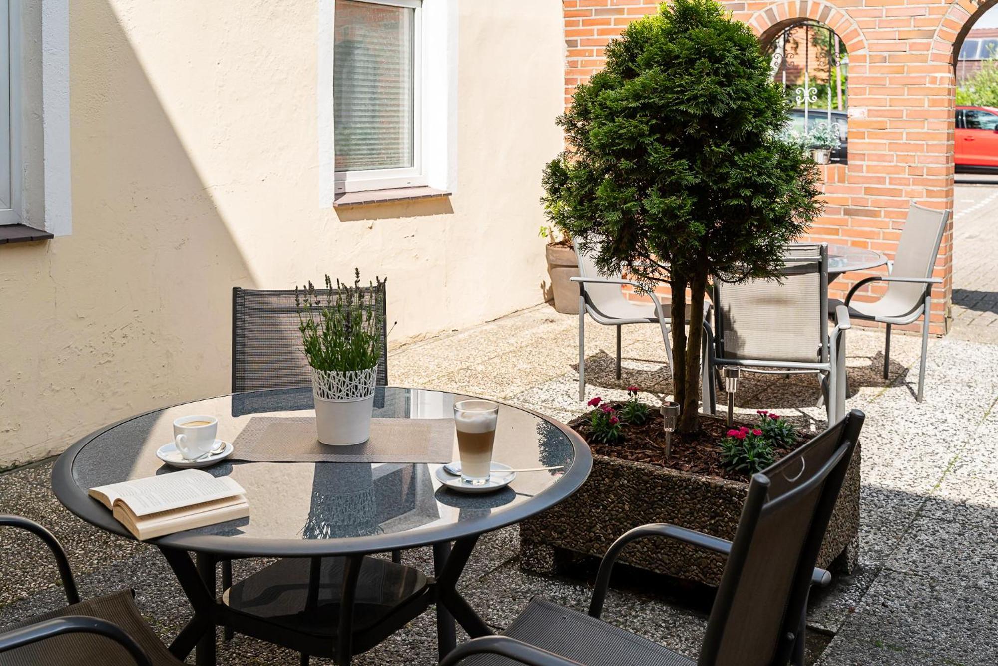 Hotel Sleepbeeone Wilhelmshaven Extérieur photo