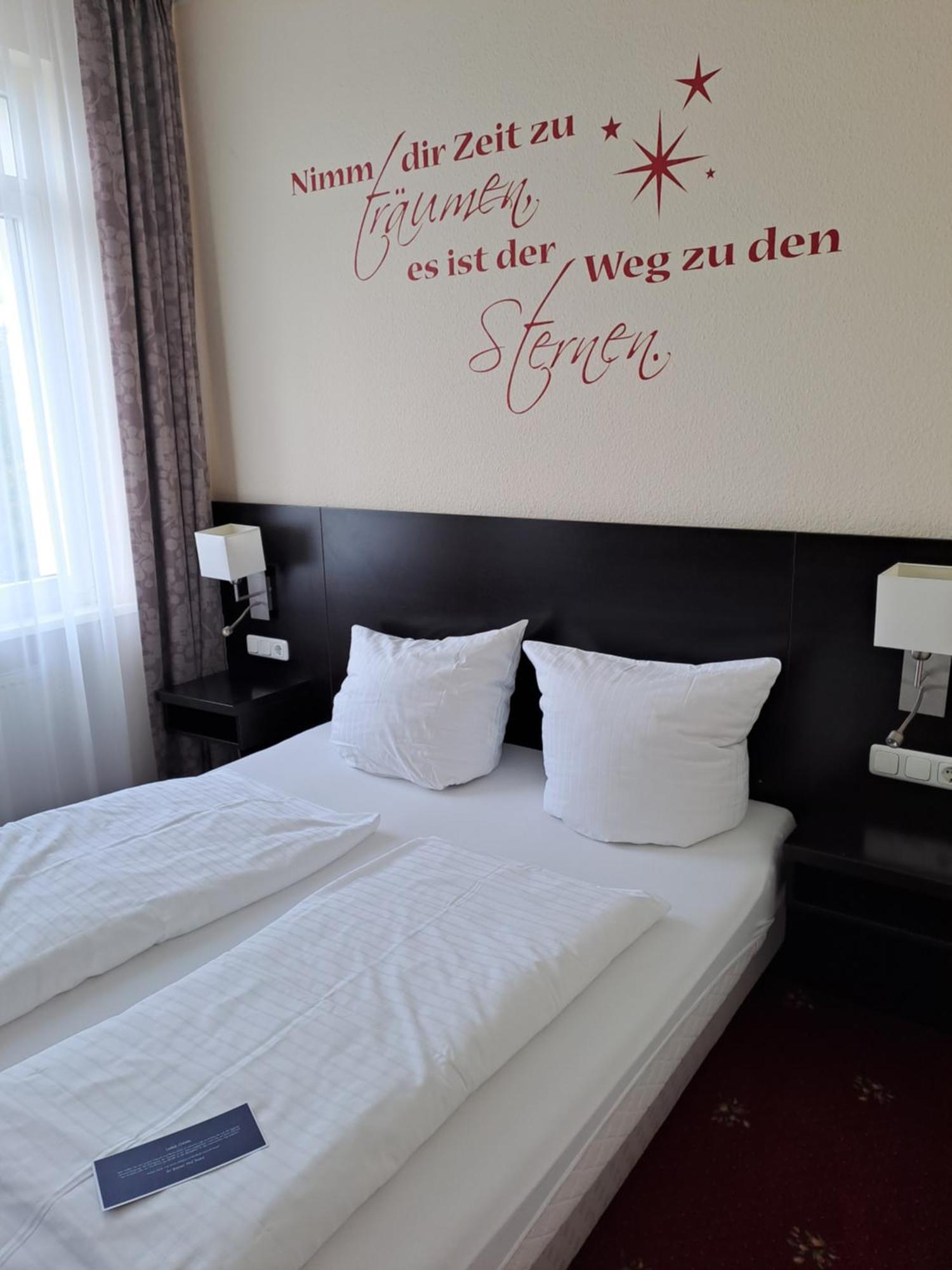Hotel Sleepbeeone Wilhelmshaven Extérieur photo