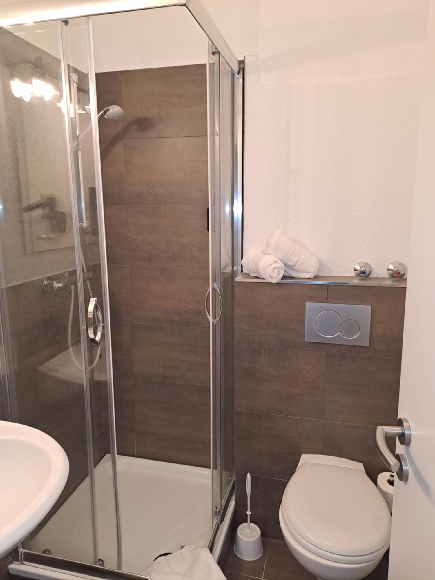Hotel Sleepbeeone Wilhelmshaven Extérieur photo