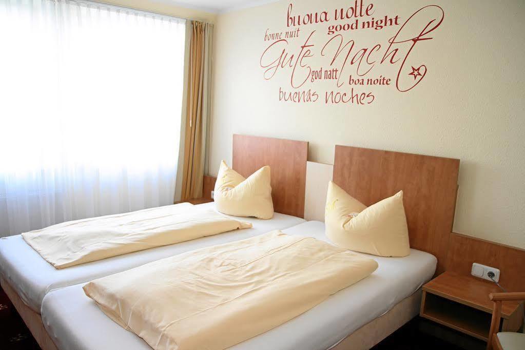 Hotel Sleepbeeone Wilhelmshaven Extérieur photo