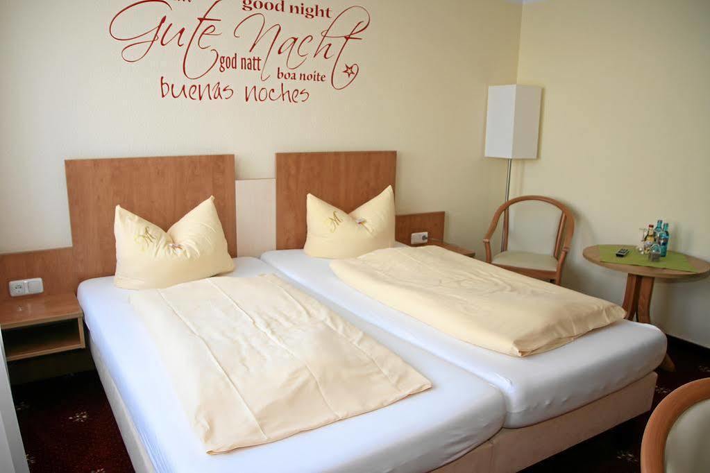 Hotel Sleepbeeone Wilhelmshaven Extérieur photo